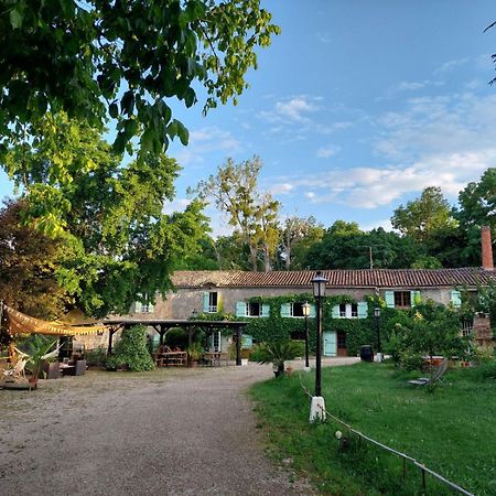 Moulin De Monpoisson Bed and Breakfast Le Puy Exteriör bild